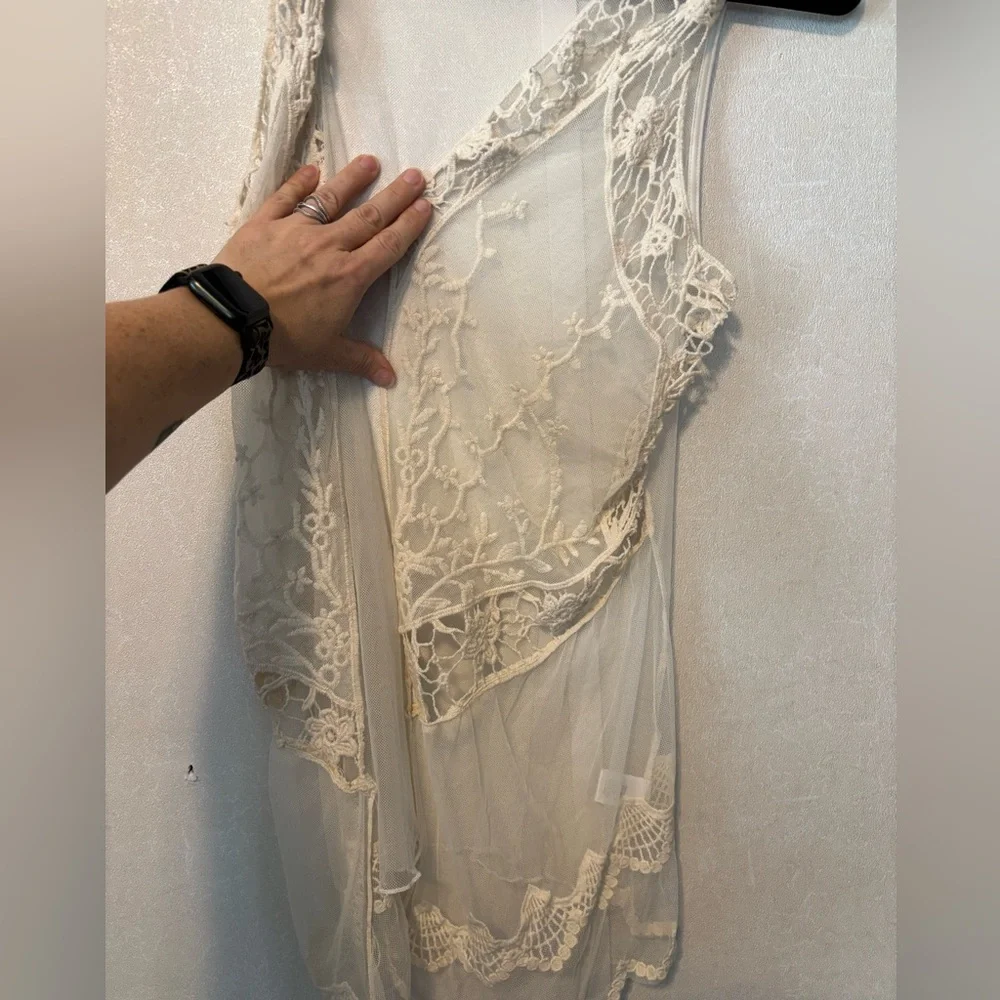 Knitworks | Cream Sheer Vest | Size - Picture 4 of 5